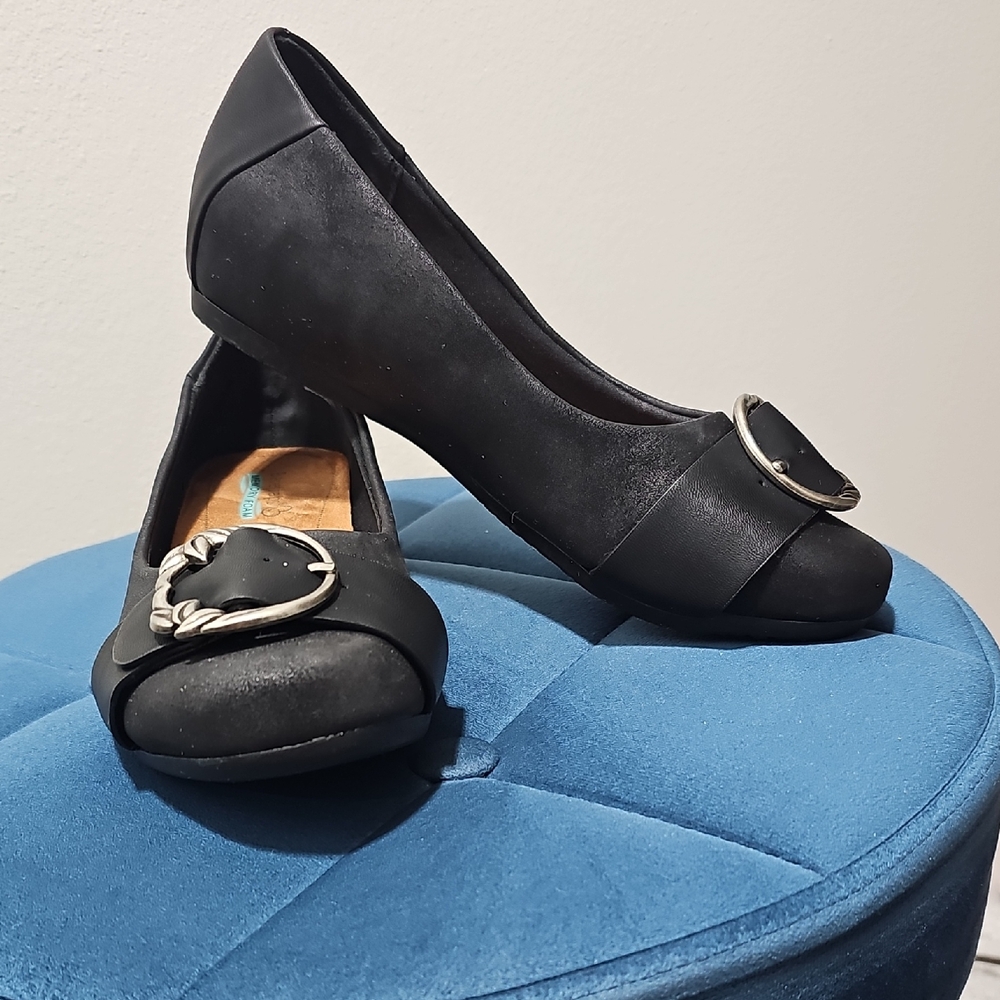 New BareTraps Black Flats with Silver Buckle